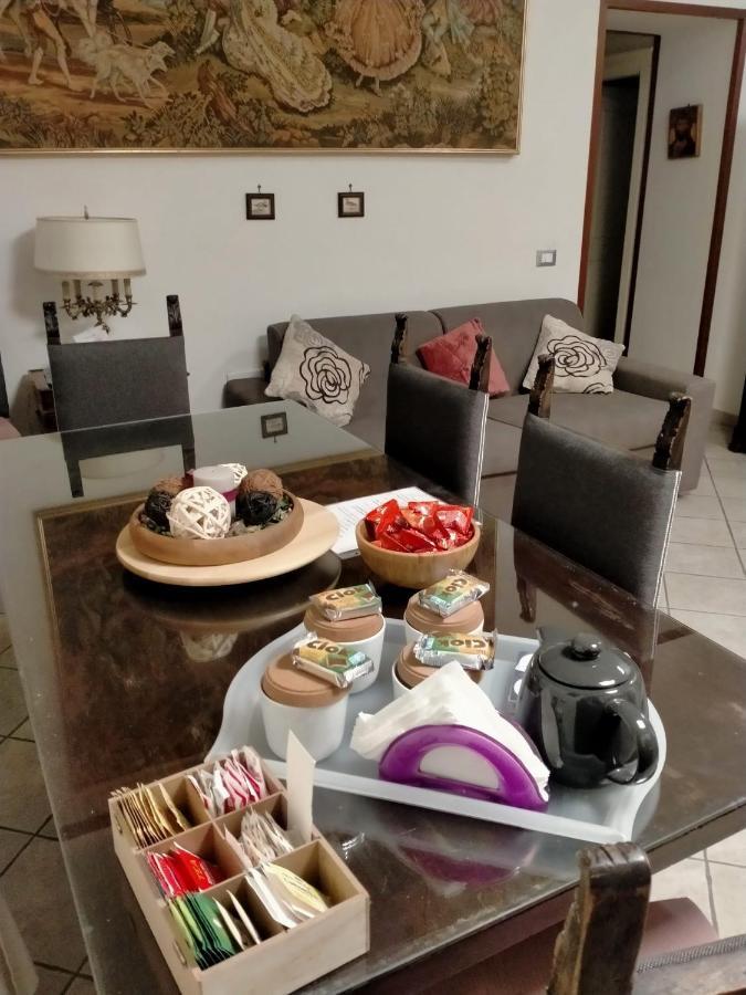 Apartament Luci Di S. Chiara Neapol Zewnętrze zdjęcie